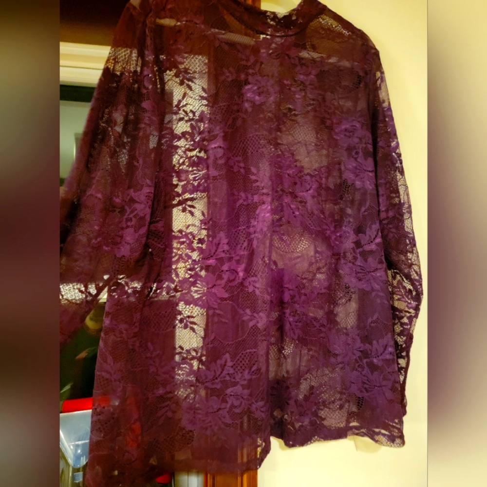 Plus Size lace top